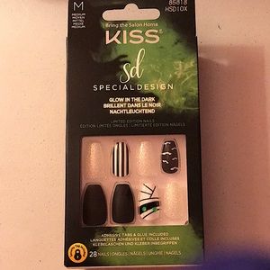 KISS Special Edition Halloween Press On Nails (glow in the dark)
